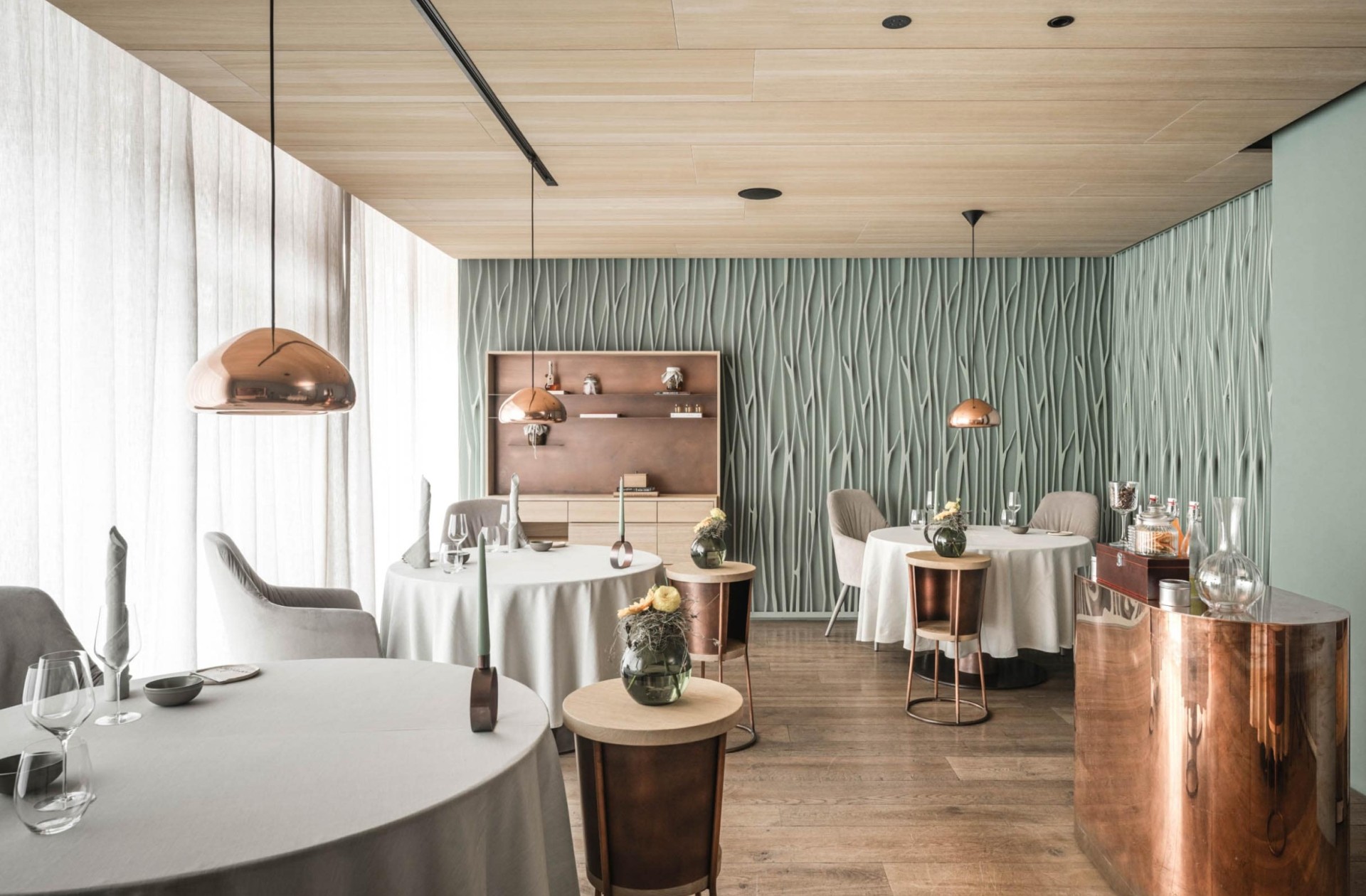 Fine dining in the stylish dining room